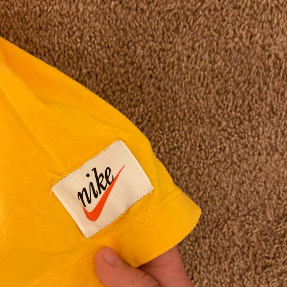 The Nike Tee - Picture 3 of 4
